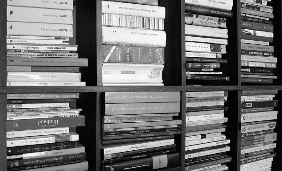 A Biblioteca Pública do Paraná está com inscrições abertas para o segundo módulo do curso de preservação de obras gerais – Capa dura: reaproveitamento e nova encadernação com gravação. Foto: BPP