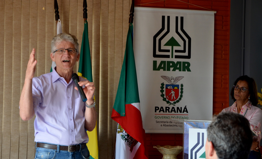 O Instituto Agronômico do Paraná (Iapar) lançou, nesta terça-feira (05), no Show Rural, em Cascavel, um aplicativo de monitoramento do clima disponível no celular. Paralelamente lançou o atlas climático atualizado, também disponível on-line.  Na foto, o secretário Norberto Ortigara  -  Cascavel, 05/02/2019  -  Foto: Divulgação SEAB