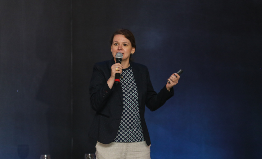 Ana Paula,  Consultora da Secretaria da Fazenda Paraná Day, evento realizado em Curitiba com a presença de mais de 100 investidores do País e do exterior. - Curitiba, 05/02/2019 -Foto: Geraldo Bubniak/ANPr