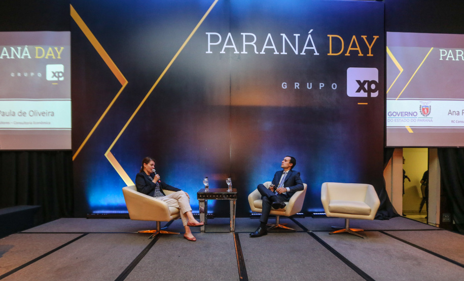 Ana Paula de Oliveira,  Consultora da Secretaria da Fazenda Paraná Day, evento realizado em Curitiba com a presença de mais de 100 investidores do País e do exterior. - Curitiba, 05/02/2019 -Foto: Geraldo Bubniak/ANPr