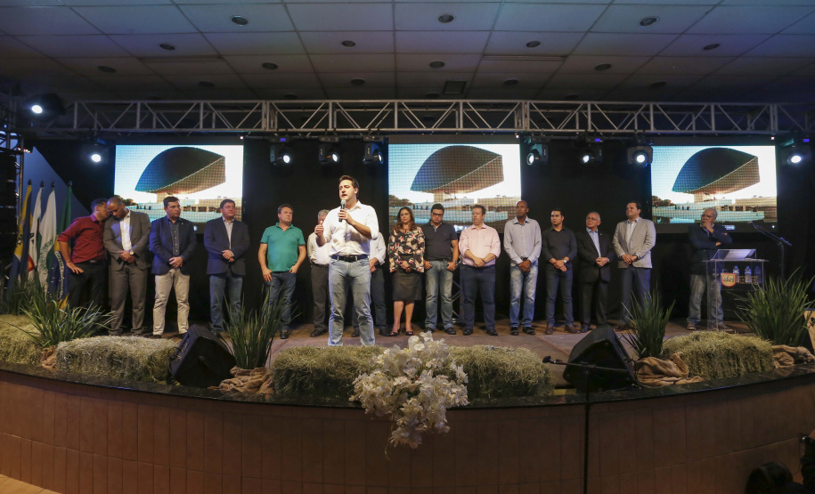 O governador Carlos Massa Ratinho Junior, participa do lançamento da 45ª Exposição Agropecuária, Industrial e Comercial de Umuarama. Presentes no evento: prefeito de Umuarama, Celso Luiz Pozzobom; presidente da Sociedade Rural, Milton Gaiari; secretário do Meio Ambiente, Márcio Nunes; secretário da Infraestrutura e Logística, Sandro Alex, deputados e demais autoridades  -  Umuarama, 05/02/2019  -  Foto: Arnaldo Alves/ANPr