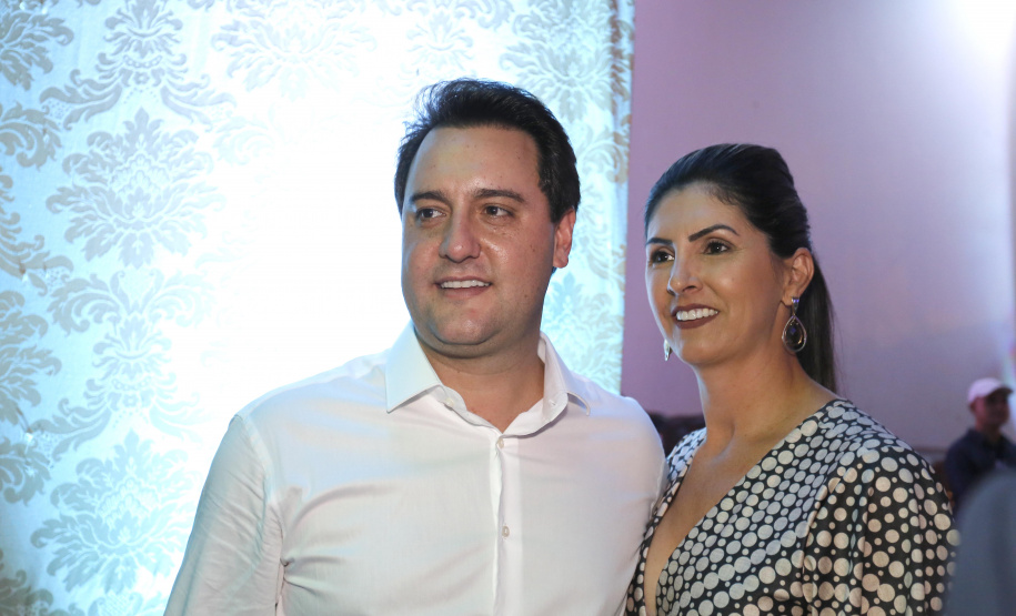 O governador Carlos Massa Ratinho Junior, participa do lançamento da 45ª Exposição Agropecuária, Industrial e Comercial de Umuarama. Presentes no evento: prefeito de Umuarama, Celso Luiz Pozzobom; presidente da Sociedade Rural, Milton Gaiari; secretário do Meio Ambiente, Márcio Nunes; secretário da Infraestrutura e Logística, Sandro Alex, deputados e demais autoridades  -  Umuarama, 05/02/2019  -  Foto: Arnaldo Alves/ANPr