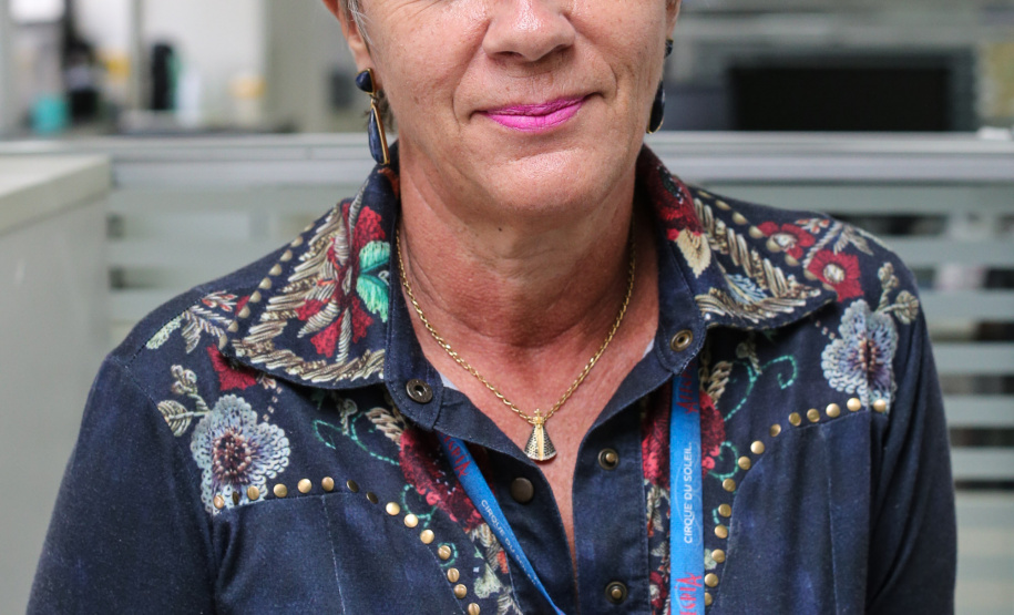 Governo do Estado abre vagas de estágios em todo o Paraná. Os estágios são remunerados e os interessados precisam se cadastrar na Central de Estágios do Paraná. Na foto, a coordenadora da Central de Estágios do Paraná, Lola Alfredo. - Curitiba, 06/02/2019 -Foto: Geraldo Bubniak/ANPr