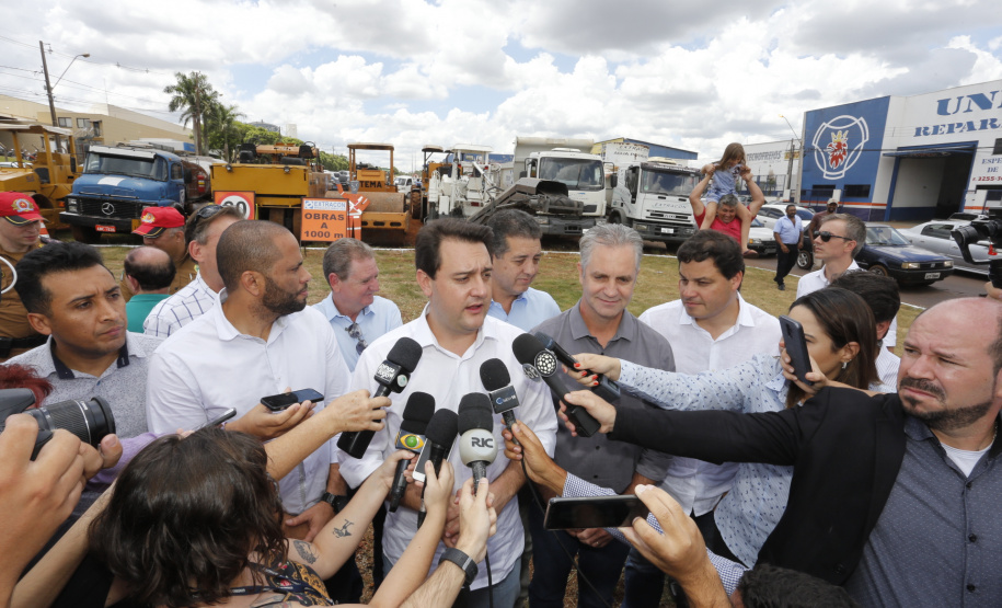 O governador Carlos Massa Ratinho Junior autoriza o início das obras de recuperação do Contorno Sul de Maringá (Noroeste). A obra será feita com recursos do Governo do Estado.  -  Maringá, 06/02/2019  -  Foto: Arnaldo Alves/ANPr