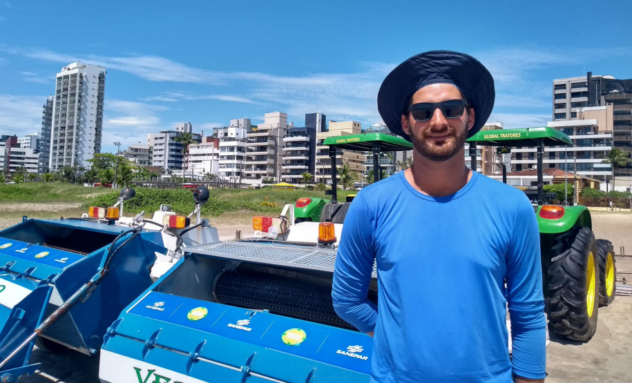 David Pereira Machota: quantidade de lixo deixada na praia tem diminuído. Foto:Thays Poletto