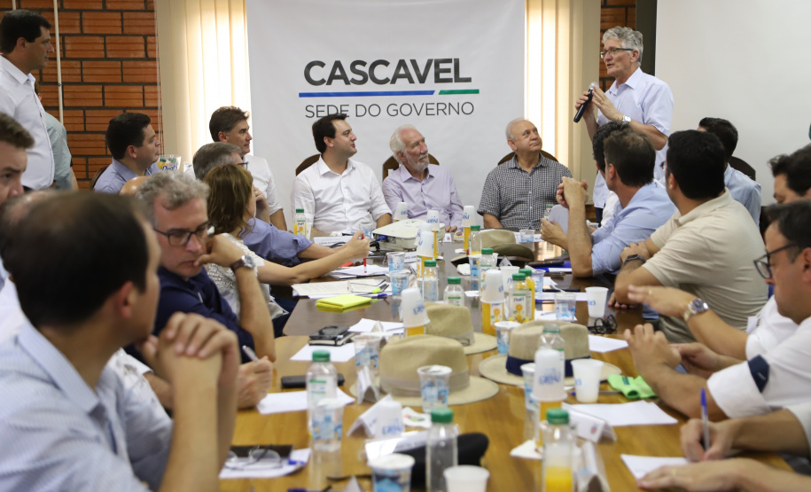 Governador Carlos Massa Ratinho Júnior coordena reunião do secretariado durante o Show Rural - Cascavel, 07/02/2019 - Foto: José Fernando Ogura/ANPr