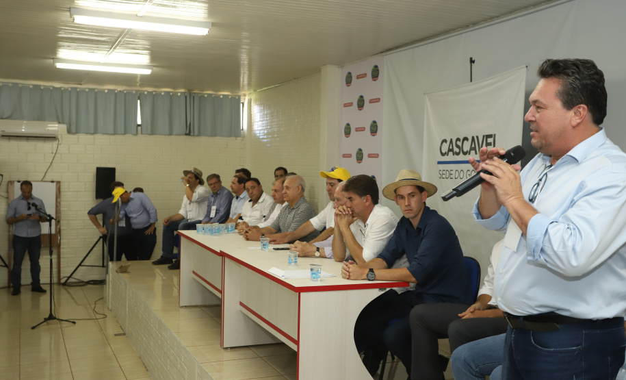 O governador Carlos Massa Ratinho Junior afirmou nesta quinta-feira (07), em Cascavel, que vai editar um decreto regulamentando a aplicação da lei que estabelece a perenidade da Tarifa Rural Noturna de energia. - Cascavel, 07/02/2019 - Foto: Rodrigo Félix Leal