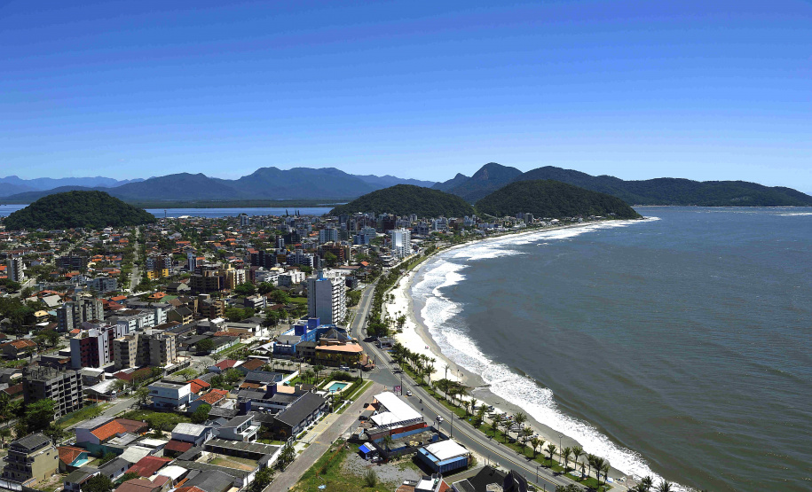 Verão continua com águas próprias para banho no Litoral e Interior. Foto: Denis Ferreira Netto/SEMA
