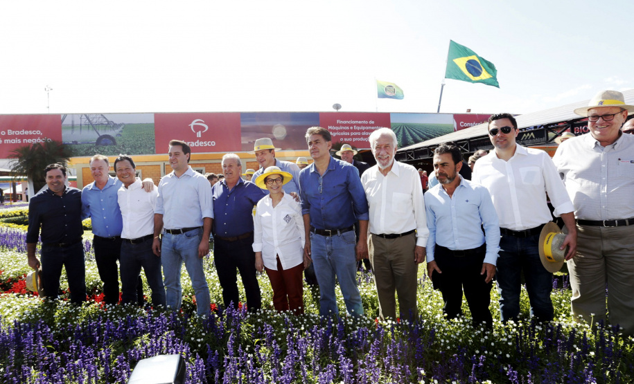 O governador Carlos Massa Ratinho Junior recebe a ministra da Agricultura, Pecuária e Abastecimento, Tereza Cristina, no Show Rural Coopavel. - Cascavel, 08/02/2019 - Foto: Arnaldo Alves/ANPr
