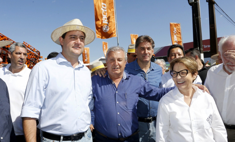 O governador Carlos Massa Ratinho Junior recebe a ministra da Agricultura, Pecuária e Abastecimento, Tereza Cristina, no Show Rural Coopavel. - Cascavel, 08/02/2019 - Foto: Arnaldo Alves/ANPr