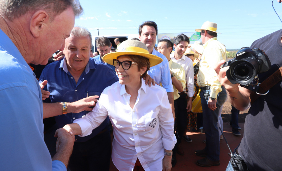O governador Carlos Massa Ratinho Junior recebe a ministra da Agricultura, Pecuária e Abastecimento, Tereza Cristina, no Show Rural Coopavel. - Cascavel, 08/02/2019 - Foto: Rodrigo Félix Leal/ANPr