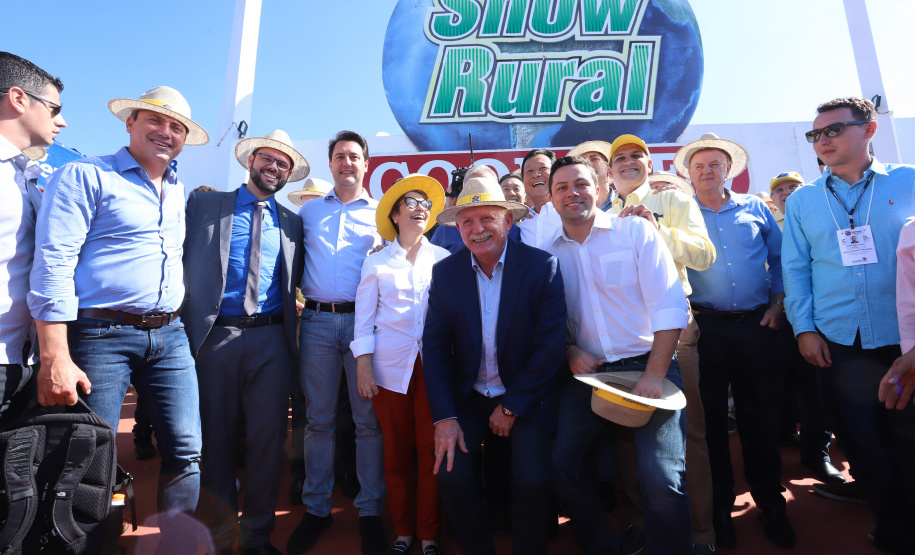 O governador Carlos Massa Ratinho Junior recebe a ministra da Agricultura, Pecuária e Abastecimento, Tereza Cristina, no Show Rural Coopavel. - Cascavel, 08/02/2019 - Foto: Rodrigo Félix Leal/ANPr