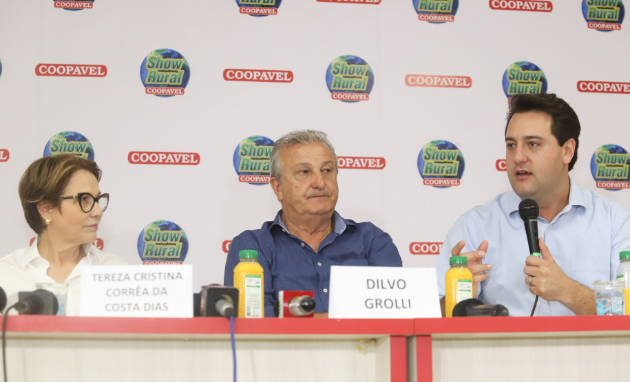 O governador Carlos Massa Ratinho Junior recebe a ministra da Agricultura, Pecuária e Abastecimento, Tereza Cristina, no Show Rural Coopavel. - Cascavel, 08/02/2019 - Foto: Rodrigo Félix Leal/ANPr