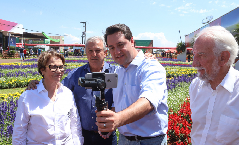 O governador Carlos Massa Ratinho Junior recebe a ministra da Agricultura, Pecuária e Abastecimento, Tereza Cristina, no Show Rural Coopavel. - Cascavel, 08/02/2019 - Foto: Rodrigo Félix Leal/ANPr