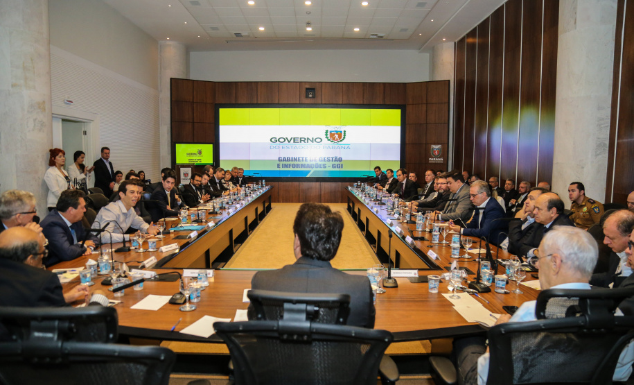 Governador Carlos Massa Ratinho Júnior, durante reunião com a equipe de governo. - Curitiba, 07/02/2019 -Foto: Geraldo Bubniak/ANPr