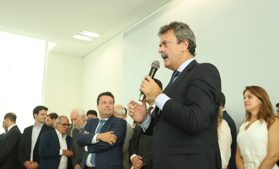 O governador Carlos Massa Ratinho Junior  deu posse, em cerimônia no Palácio Iguaçu, ao secretário de Estado do Desenvolvimento Sustentável e Turismo, Marcio Nunes, e aos presidentes das autarquias vinculadas à pasta. Foram empossados os presidentes do Instituto Água e Terra, Everton Souza; do Simepar, Eduardo Alvin; da Paraná Desenvolvimento, Eduardo Bekin; e da Paraná Turismo, João Jacob Mehl.  -  Curitiba, 12/02/2019  -  Foto: Rodrigo Félix Leal/ANPr