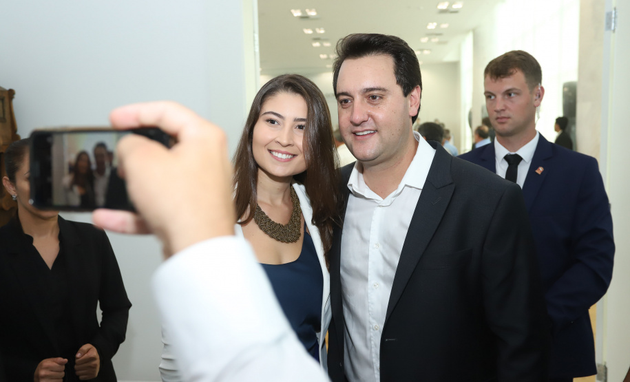 Governador Carlos Massa Ratinho Júnior dá posse ao secretário de Estado da Infrestrurura e Logística, Sandro Alex, e ao diretor do Departamento de Estradas e Rodagem (DER), João Alfredo zampieri - Curitiba, 13/02/2019 - Foto: Rodrigo Félix Leal/ANPr