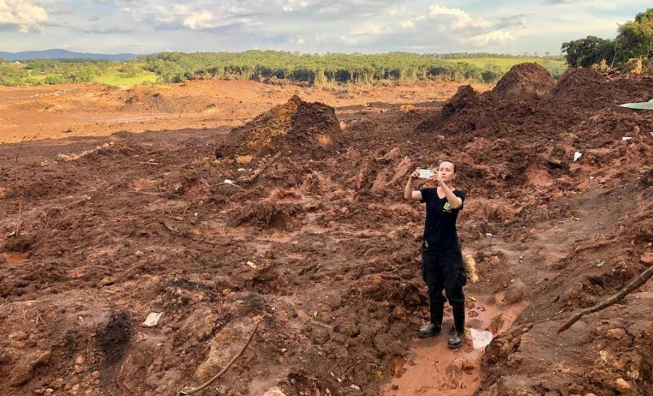 Equipe do Paraná durante resgates em Brumadinho (MG). Foto: Divulgação/ANPr
