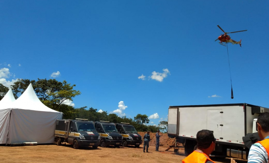 Equipe do Paraná durante resgates em Brumadinho (MG). Foto: Divulgação/ANPr