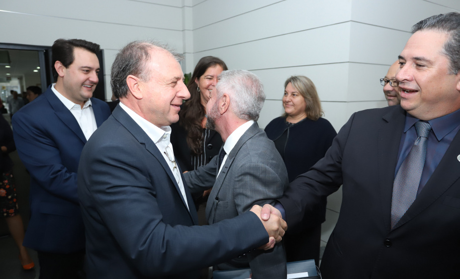Governador Carlos Massa Ratinho Júnior dá posse ao secretário do Desenvolvimento Urbano e de Obras Públicas, João Carlos Ortega - Curitiba, 14/02/2019 - Foto: Rodrigo Felix Leal/ANPr