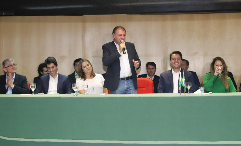 Governador Carlos Massa Ratinho Júnior dá posse ao secretário do Desenvolvimento Urbano e de Obras Públicas, João Carlos Ortega - Curitiba, 14/02/2019 - Foto: Rodrigo Felix Leal/ANPr