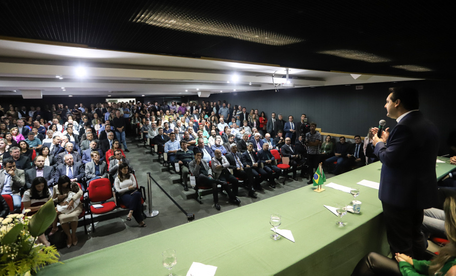 Governador Carlos Massa Ratinho Júnior dá posse ao secretário do Desenvolvimento Urbano e de Obras Públicas, João Carlos Ortega - Curitiba, 14/02/2019 - Foto: Rodrigo Felix Leal/ANPr