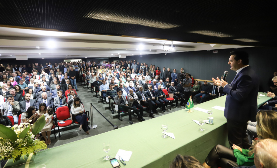 Governador Carlos Massa Ratinho Júnior dá posse ao secretário do Desenvolvimento Urbano e de Obras Públicas, João Carlos Ortega - Curitiba, 14/02/2019 - Foto: Rodrigo Felix Leal/ANPr