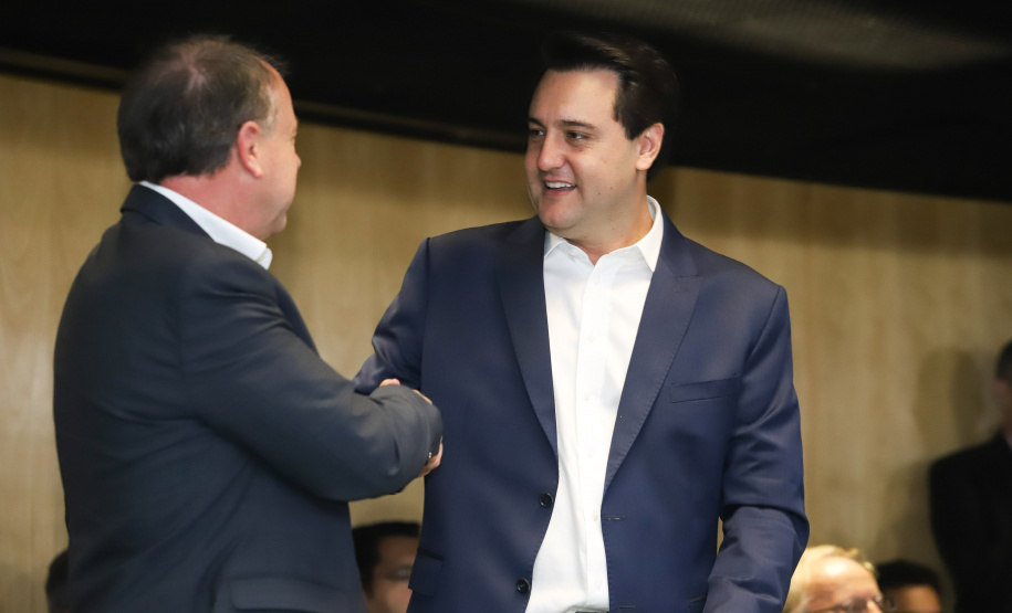 Governador Carlos Massa Ratinho Júnior dá posse ao secretário do Desenvolvimento Urbano e de Obras Públicas, João Carlos Ortega - Curitiba, 14/02/2019 - Foto: Rodrigo Felix Leal/ANPr