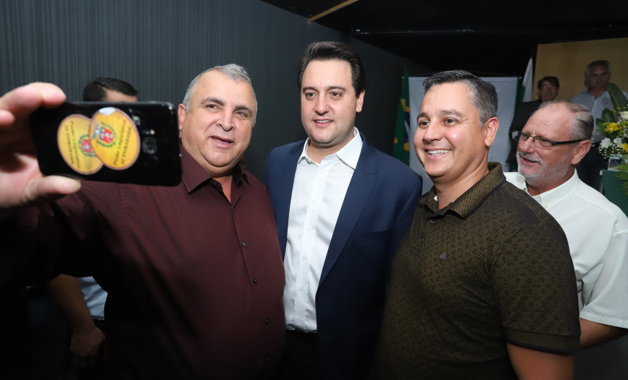 Governador Carlos Massa Ratinho Júnior dá posse ao secretário do Desenvolvimento Urbano e de Obras Públicas, João Carlos Ortega - Curitiba, 14/02/2019 - Foto: Rodrigo Felix Leal/ANPr