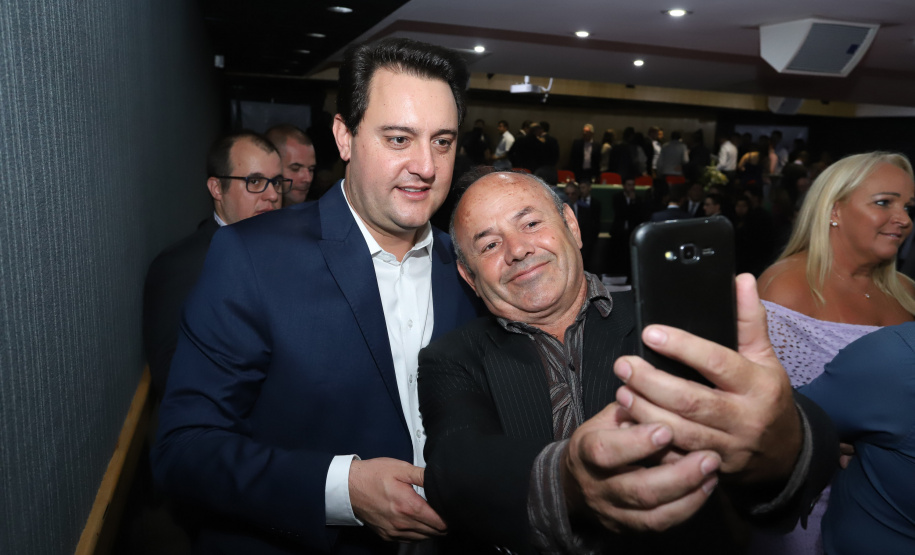 Governador Carlos Massa Ratinho Júnior dá posse ao secretário do Desenvolvimento Urbano e de Obras Públicas, João Carlos Ortega - Curitiba, 14/02/2019 - Foto: Rodrigo Felix Leal/ANPr