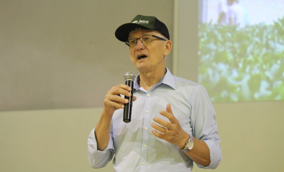 O secretário estadual da Agricultura e do Abastecimento Norberto Ortigara reforçou o apoio do Governo do Paraná para pequenos produtores em dois eventos na quarta-feira (13). DIA DE CAMPO NA LAPA - Na Lapa, Ortigara participou da abertura do Dia de Campo da Cooperativa Agroindustrial Bom Jesus, evento destinado à troca de experiências e transferência de tecnologia, que deve receber, até sexta-feira, mais de seis mil associados.  Lapa, 13/02/2019  -  Foto: Gisele Barão/SEAB