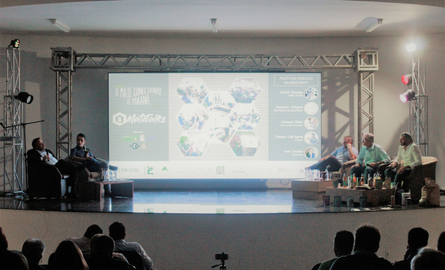 O secretário estadual da Agricultura e do Abastecimento Norberto Ortigara reforçou o apoio do Governo do Paraná para pequenos produtores em dois eventos na quarta-feira (13)