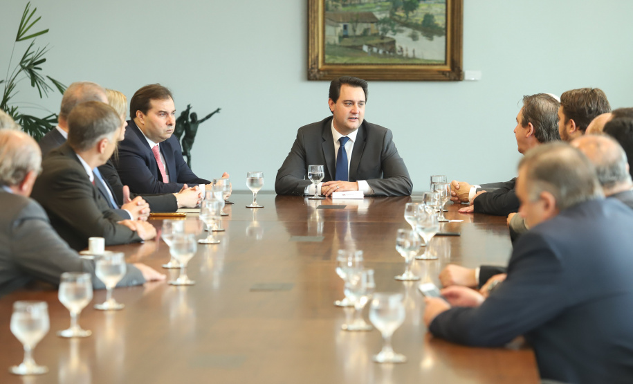 Governador Carlos Massa Ratinho Júnior recebe o presidente da Câmara dos Deputados, Rodrigo Maia. Curitiba, 15/02/2019. Foto: Rodrigo Felix Leal/ANPr
