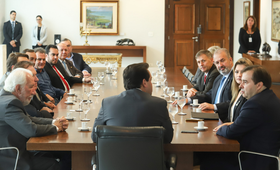 Governador Carlos Massa Ratinho Júnior recebe o presidente da Câmara dos Deputados, Rodrigo Maia. Curitiba, 15/02/2019. Foto: Rodrigo Felix Leal/ANPr