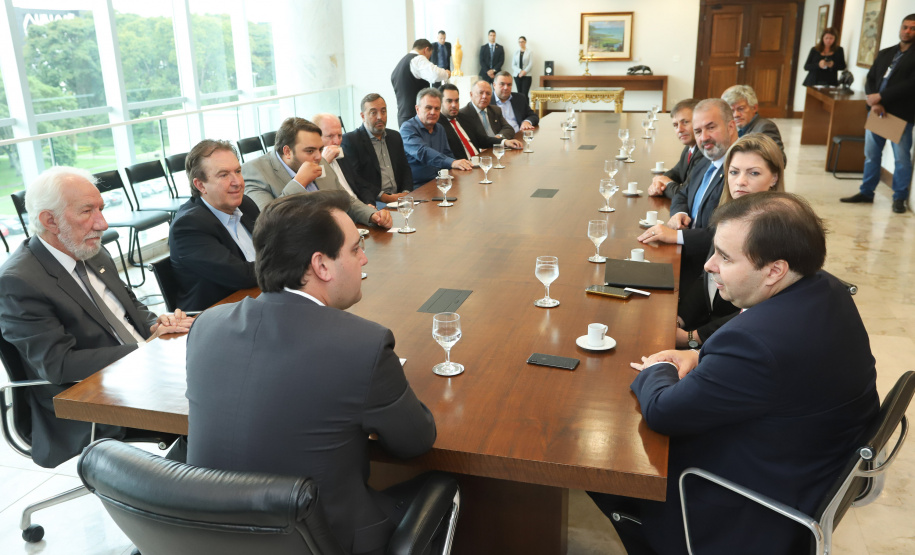 Governador Carlos Massa Ratinho Júnior recebe o presidente da Câmara dos Deputados, Rodrigo Maia. Curitiba, 15/02/2019. Foto: Rodrigo Felix Leal/ANPr