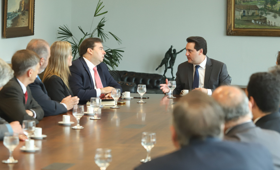 Governador Carlos Massa Ratinho Júnior recebe o presidente da Câmara dos Deputados, Rodrigo Maia. Curitiba, 15/02/2019. Foto: Rodrigo Felix Leal/ANPr