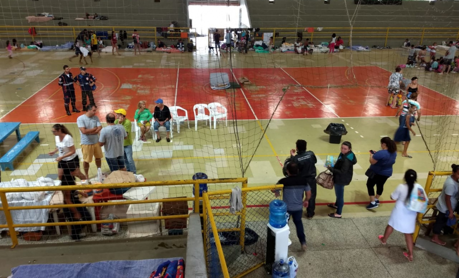 Cerca de 100 pessoas ficaram desalojadas em Guaratuba, no Litoral do Estado, em função das fortes chuvas que atingem a região desde sexta-feira (15). A Defesa Civil estima que cerca de 40 famílias estejam desalojadas em função dos alagamentos que ocorreram no município. - Guaratuba, 17/02/2019 - Foto: Defesa Civil do Governo do Paraná