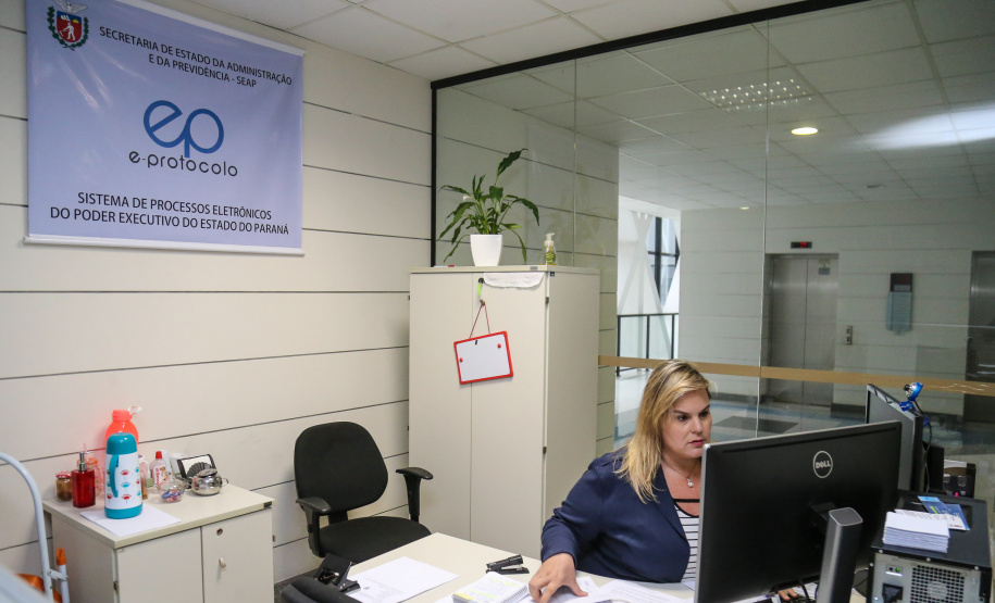 Protocolo Digital gera economia e agiliza tramitação de processos .Foto: Geraldo Bubniak/ANPr