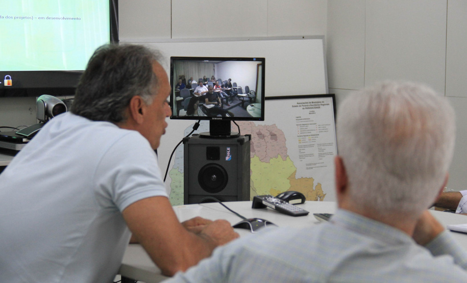 Cordenadores e técnicos dos Escritórios Regionais do Serviço Social Autônomo Paranacidade, órgão ligado à Secretaria de Estado do Desenvolvimento Urbano, participam a partir desta segunda-feira (18) da capacitação para uso do Portal dos Municípios do Paraná.  -   Curitiba, 18/02/2019  -  Foto: Divulgação SEDU