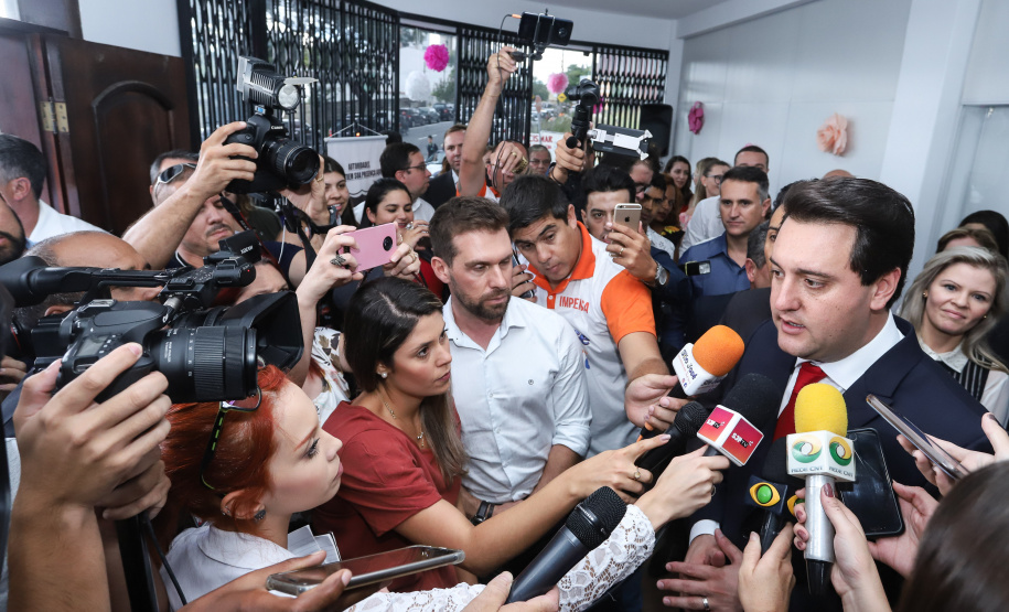 O governador Carlos Massa Ratinho Junior inaugura a nova sede da Delegacia da Mulher e do Adolescente de São José dos Pinhais, na Região Metropolitana de Curitiba.Foto: Rodrigo Felix Leal/ANPr