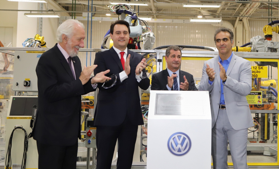 Governador Carlos Massa Ratinho Júnior participa da solenidade de comemoração de 20 anos da Volkswagen no Paraná. - São José dos Pinhais, 19/02/2019 - Foto: José Fernando Ogura/ANPr