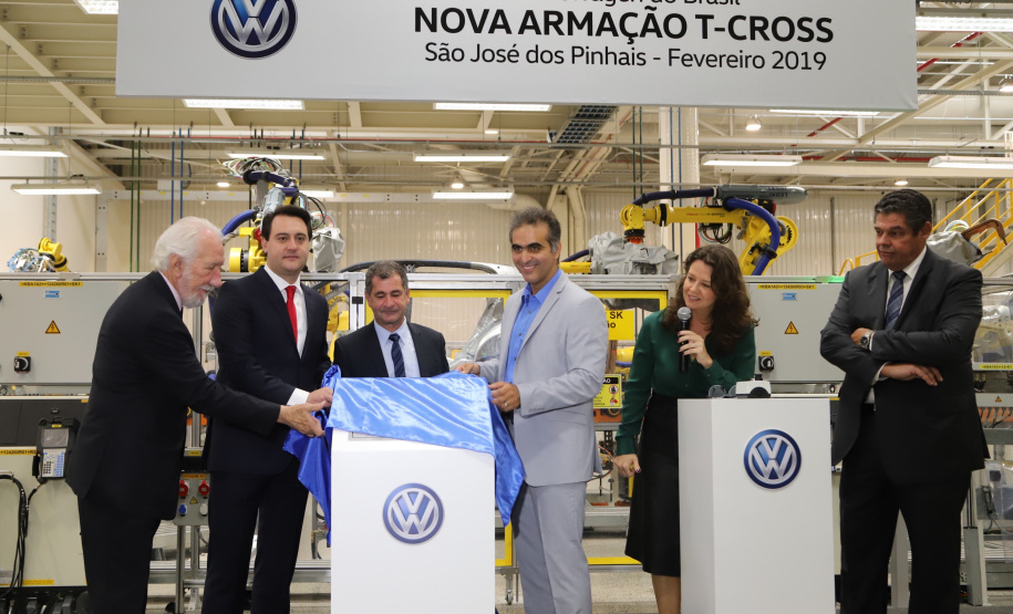Governador Carlos Massa Ratinho Júnior participa da solenidade de comemoração de 20 anos da Volkswagen no Paraná. - São José dos Pinhais, 19/02/2019 - Foto: José Fernando Ogura/ANPr