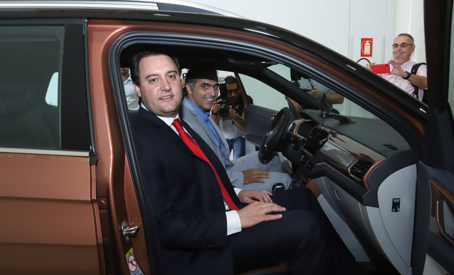Governador Carlos Massa Ratinho Júnior participa da solenidade de comemoração de 20 anos da Volkswagen no Paraná. - São José dos Pinhais, 19/02/2019 - Foto: Rodrigo Felix Leal/ANPr