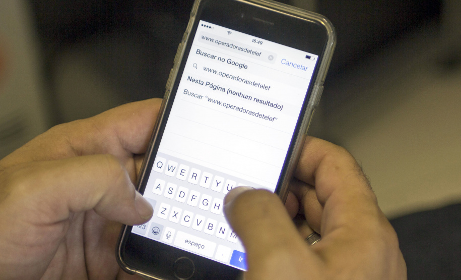 Quem não estiver satisfeito com a sua operadora de telefonia pode portar o seu número para outra empresa. Foto: Arquivo/ANPr