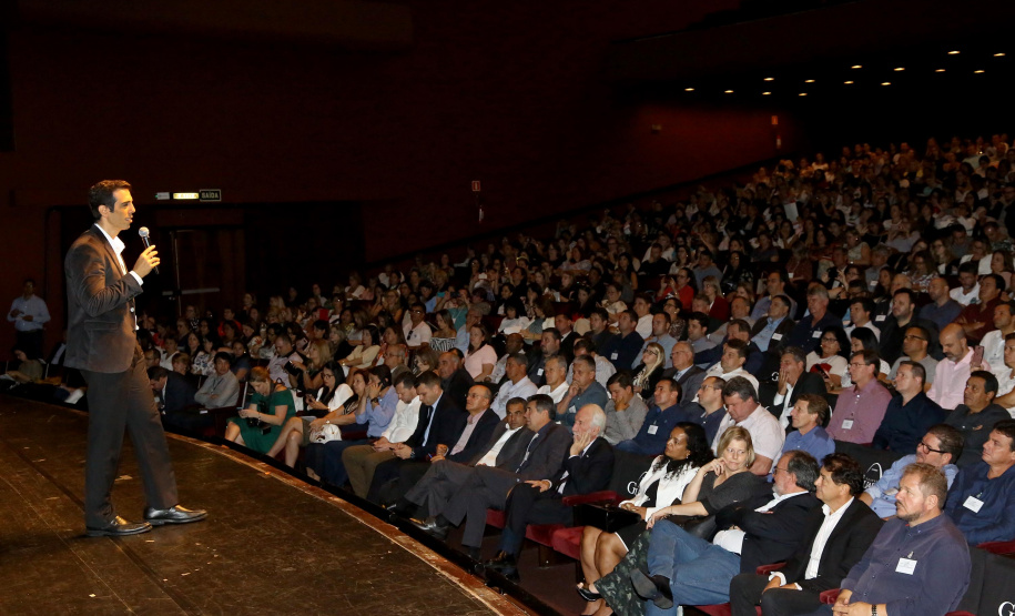 A Secretaria de Educação do Paraná realizou nesta quarta-feira (20), em Curitiba, o Seminário de Cooperação Pedagógica com Município