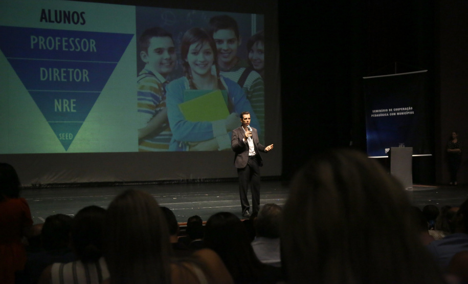 A Secretaria de Educação do Paraná realizou nesta quarta-feira (20), em Curitiba, o Seminário de Cooperação Pedagógica com Município