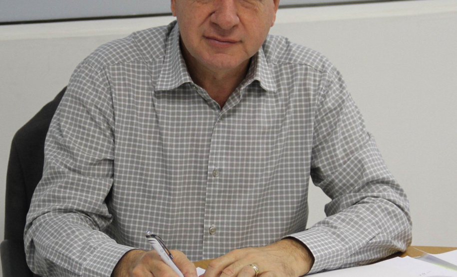 O secretário do Desenvolvimento Urbano (SEDU), João Carlos Ortega, autorizou nesta quarta-feira (20) duas homologações e duas licitações para obras nos municípios de Rio Azul, Engenheiro Beltrão, Ivatuba e de Jandaia do Sul. O valor total autorizado chega a R$ 2,86 milhões com recursos do Sistema de Financiamento aos Municípios (SFM), sendo que só das licitações são R$ 351,82 mil. -  Curitiba, 20/01/2019  -  Foto: Divulgação SEDU