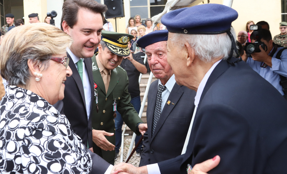 Os 74 anos da Tomada de Monte Castelo, batalha no Norte da Itália que marcou a participação da Força Expedicionária Brasileira (FEB) na Segunda Guerra Mundial, foram lembrados nesta quinta-feira (21/2), em cerimônia no Museu do Expedicionário, em Curitiba. O governador Carlos Massa Ratinho Junior participou no evento, junto com quatro expedicionários e familiares dos pracinhas.  -  Curitiba, 21/02/2019  -  Foto: Rodrigo Félix Leal/ANPr