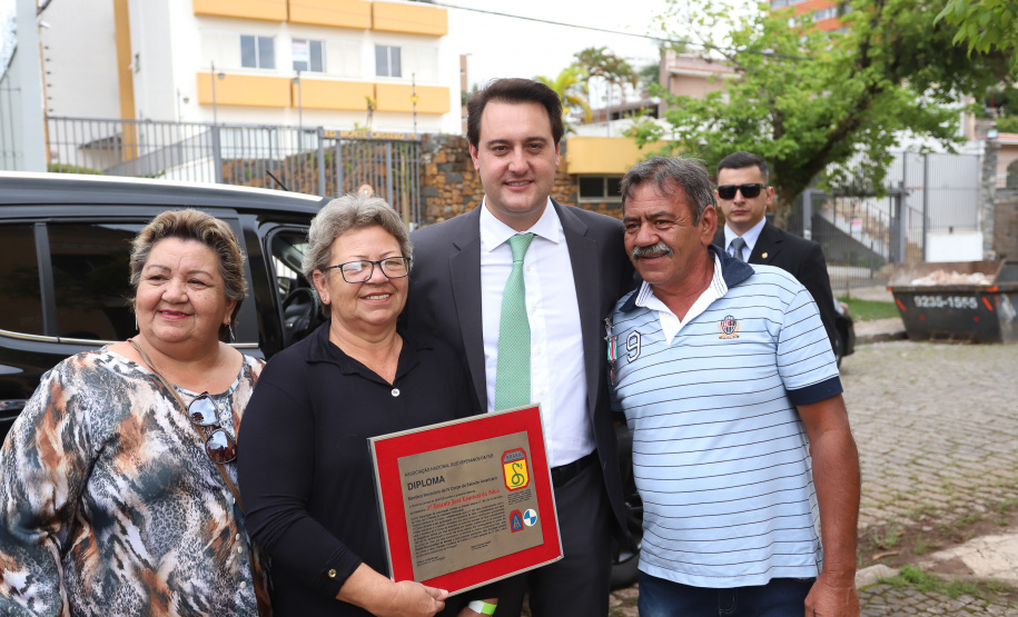 Os 74 anos da Tomada de Monte Castelo, batalha no Norte da Itália que marcou a participação da Força Expedicionária Brasileira (FEB) na Segunda Guerra Mundial, foram lembrados nesta quinta-feira (21/2), em cerimônia no Museu do Expedicionário, em Curitiba. O governador Carlos Massa Ratinho Junior participou no evento, junto com quatro expedicionários e familiares dos pracinhas.  -  Curitiba, 21/02/2019  -  Foto: Rodrigo Félix Leal/ANPr