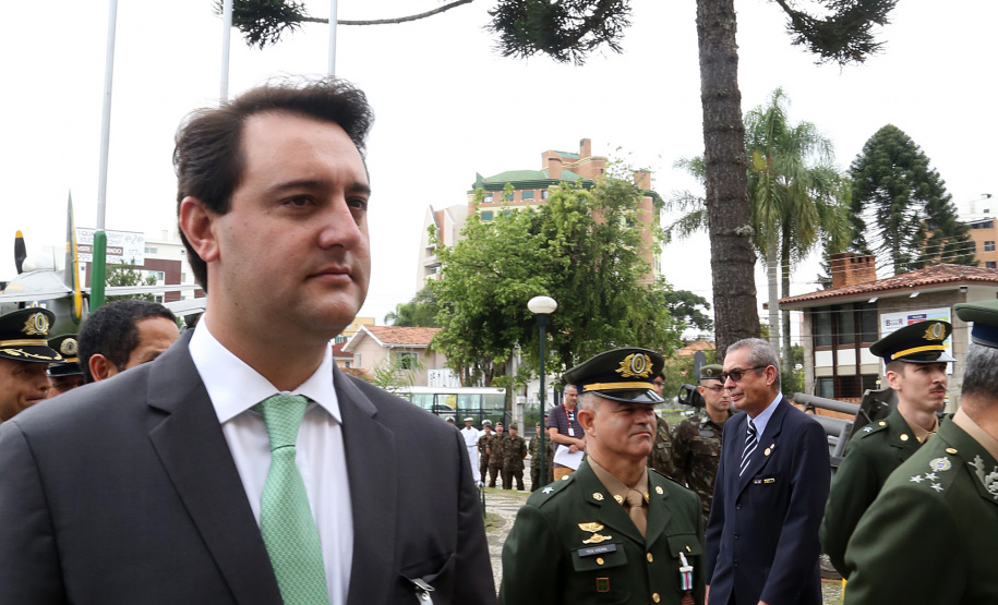O governador Carlos Massa Ratinho Junior particip da cerimônia que comemora o 74º aniversário da tomada de Monte Castelo, na Itália, pela Força Expedicionária Brasileira, na Segunda Guerra Mundial. Foto: Gilson Abreu/ANPr